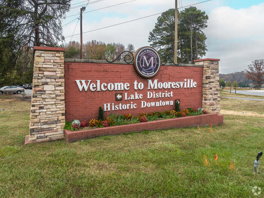 Mooresville Seeks Applicants for Historic Preservation Commission